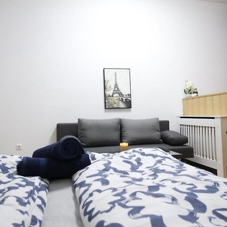 Comfort Triple Room Th Viena Exterior foto