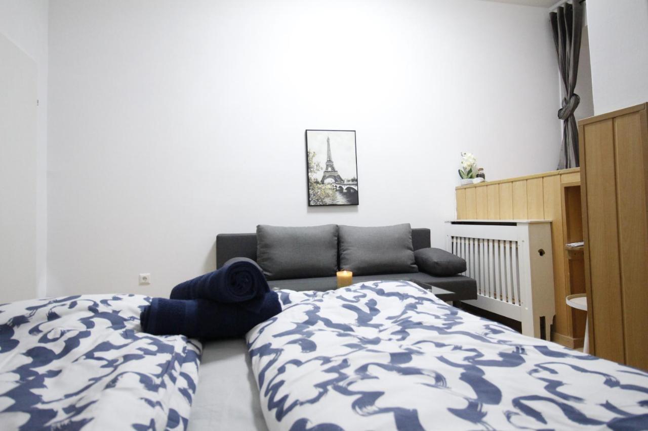 Comfort Triple Room Th Viena Exterior foto