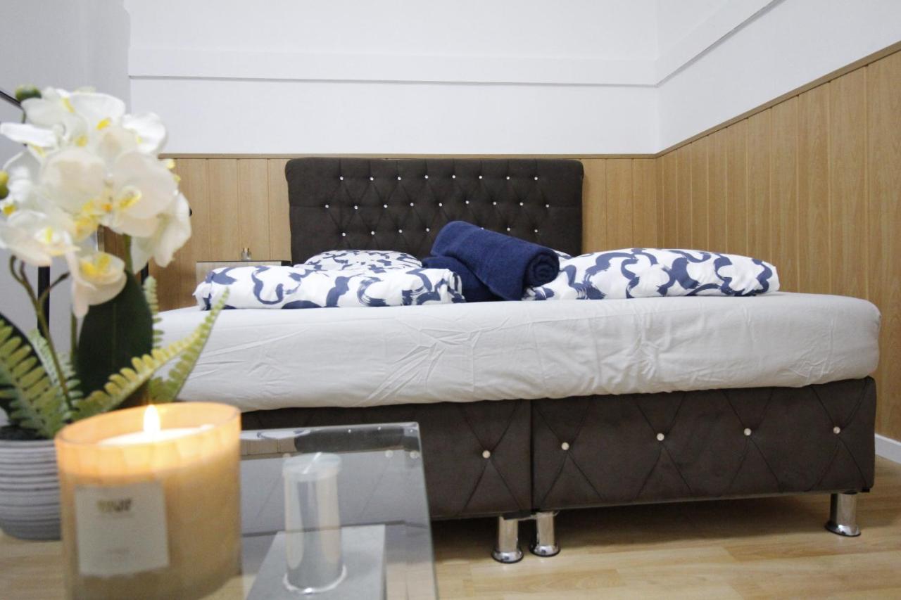 Comfort Triple Room Th Viena Exterior foto