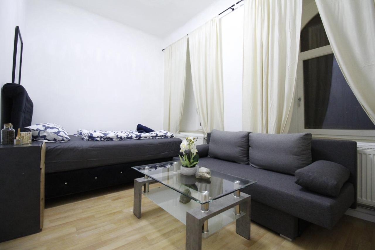 Comfort Triple Room Th Viena Exterior foto